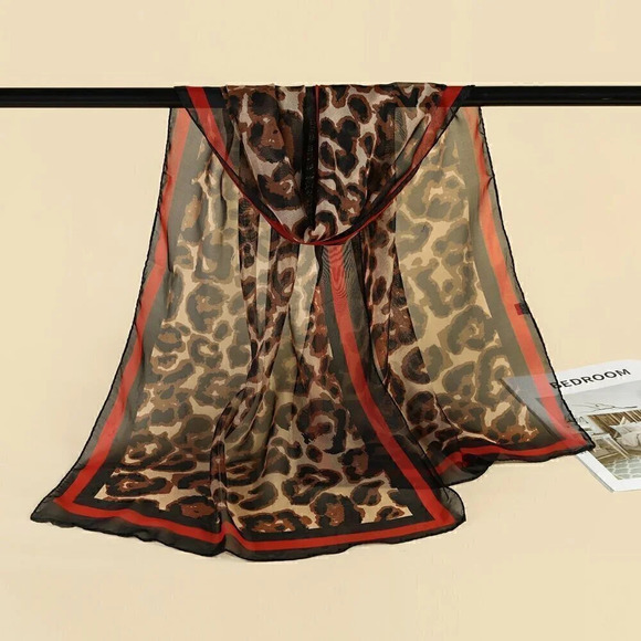 Multicolor Women's Street Leopard Print Scarf - Picture 2 of 3